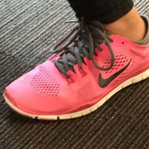 Meet your Posher, Felicity